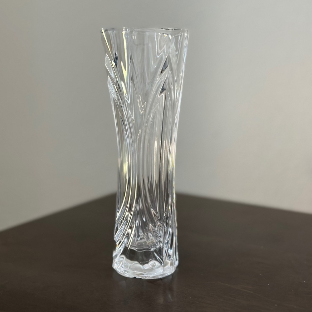 Cristal‎ d'Arques Chatelet 24% lead Crystal Swirl Bud Vase Small Square Top 6.5"